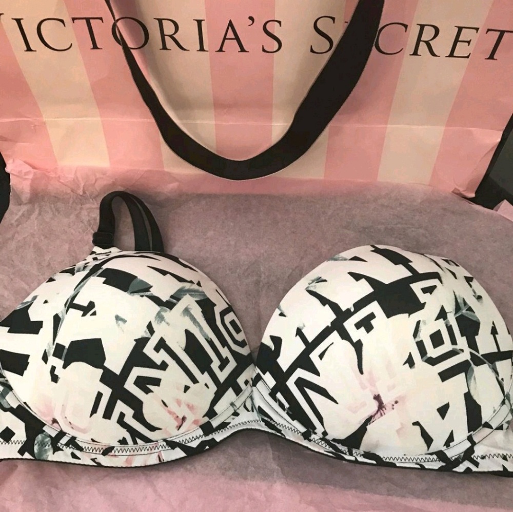 NEW! Victoria Secret PINK Wireless Bra 36D
